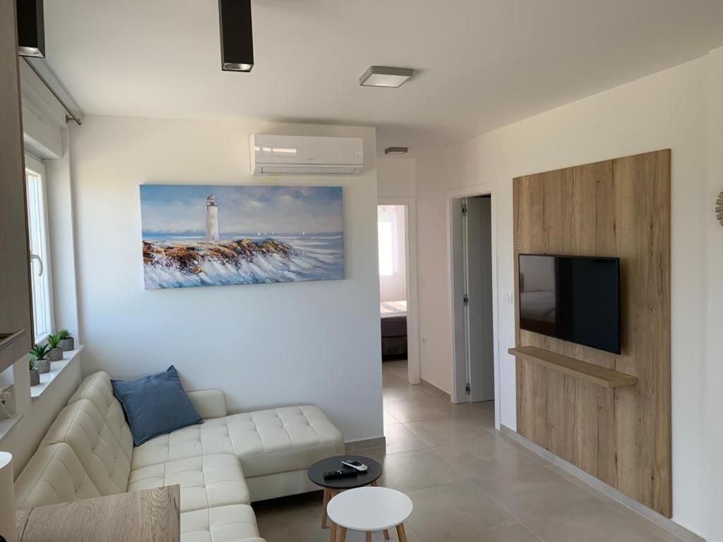 Apartmani Sunside נין מראה חיצוני תמונה